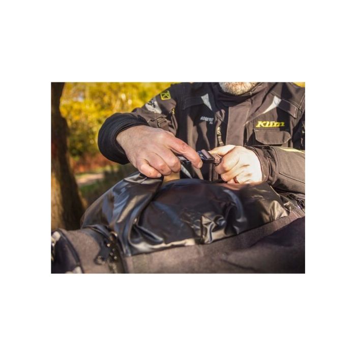 VALR Adventure Luggage 40 litre  Military-Grade Roll-Bag